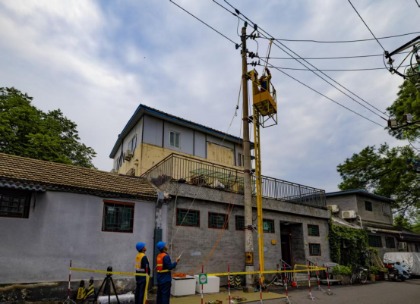 贵海国际 国网北京电力首次对胡同配电线路开展带电综合检修作业
